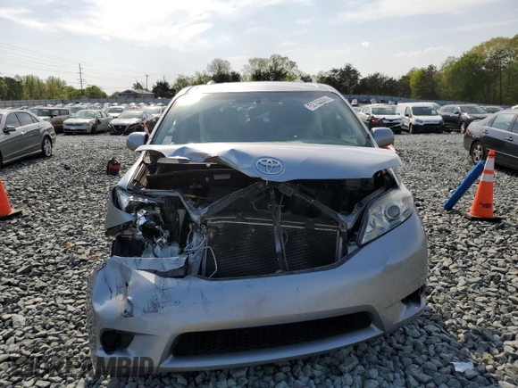 2015 Toyota Sienna LE AAS with VIN 5TDKK3DCXFS528241, listed as a Copart auction lot 52753055 with 132,207 mi miles and Salvage Title. Bid and sale history available at DreamBid. Image 5.