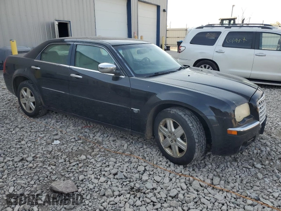 2006 Chrysler 300 C z VIN 2C3LK63H36H345091, wystawiony jako Copart lot #72001754 z przebiegiem 192 896 mil mil oraz Czysty tytuł • Clean title. Historia ofert i sprzedaży dostępna na DreamBid. Obrazek 4.