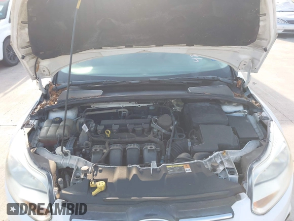 2014 Ford Focus SE with VIN 1FADP3F26EL163285, listed as a IAAI auction lot 42174124 with 172,016 mi miles and . Bid and sale history available at carsss.com. Image 10.
