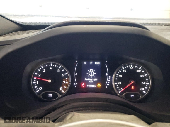 2020 Jeep Renegade Latitude with VIN ZACNJBBB1LPL47605, listed as a Copart auction lot 43620815 with 118,283 mi miles and Salvage Title. Bid and sale history available at carsss.com. Image 9.