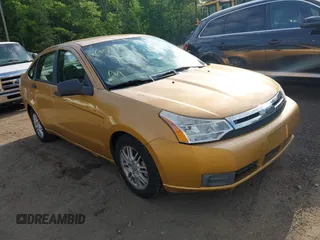 2009 Ford Focus SE with VIN 1FAHP35N79W153740, listed as a IAAI auction lot 42229297 with 256,690 mi miles. Bid and sale history available at carsss.com. Image 1.