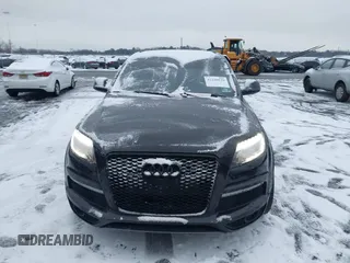 2015 Audi Q7 3.0T S line Prestige with VIN WA1DGAFE0FD015373, listed as a IAAI auction lot 41238539 with 111,161 mi miles. Bid and sale history available at carsss.com. Image 12.