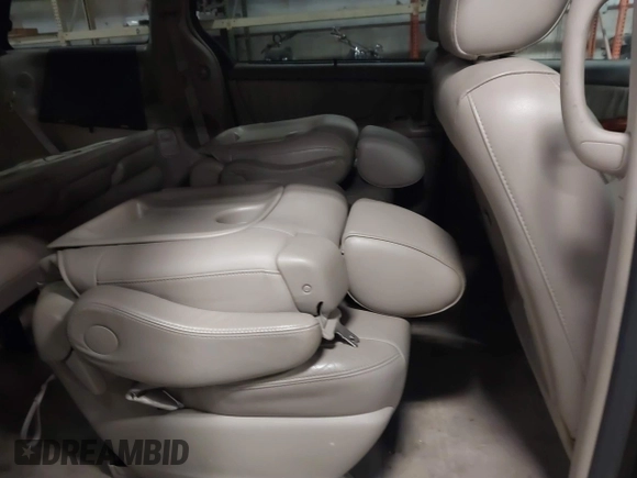 2009 Toyota Sienna XLE with VIN 5TDBK22CX9S026735, listed as a IAAI auction lot 41858014 with 187,761 mi miles and . Bid and sale history available at DreamBid. Image 8.