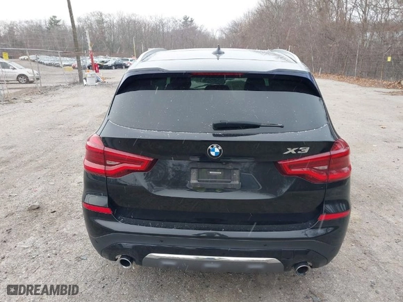 2018 BMW X3 xDrive30i with VIN 5UXTR9C59JLD62148, listed as a IAAI auction lot 41213686 with 1 mi miles. Bid and sale history available at carsss.com. Image 16.