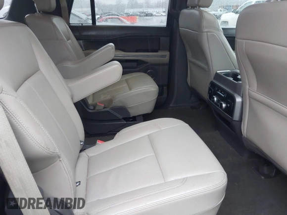 2020 Ford Expedition XLT with VIN 1FMJU1JTXLEA83642, listed as a IAAI auction lot 41490846 with 67,448 mi miles and . Bid and sale history available at DreamBid. Image 8.