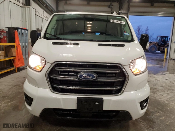 2020 Ford Transit Passenger Wagon XL with VIN 1FBAX2Y80LKA09896, listed as a Copart auction lot 41424575 with 57,862 mi miles and Clean Title. Bid and sale history available at carsss.com. Image 5.