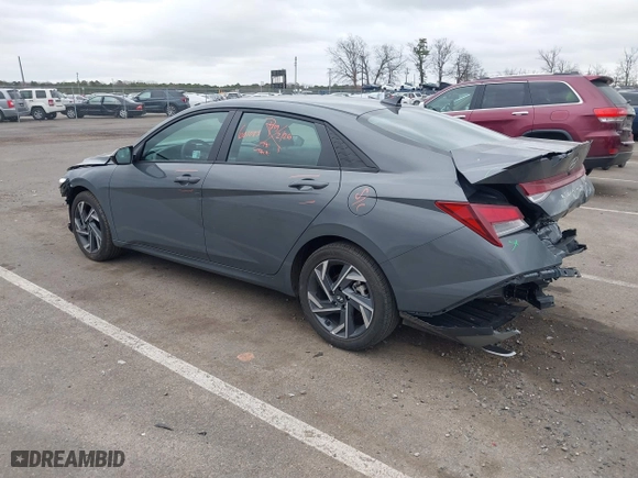 2025 Hyundai Elantra SEL Sport with VIN KMHLM4DG0SU900775, listed as a IAAI auction lot 41727944 with 1,461 mi miles. Bid and sale history available at carsss.com. Image 3.