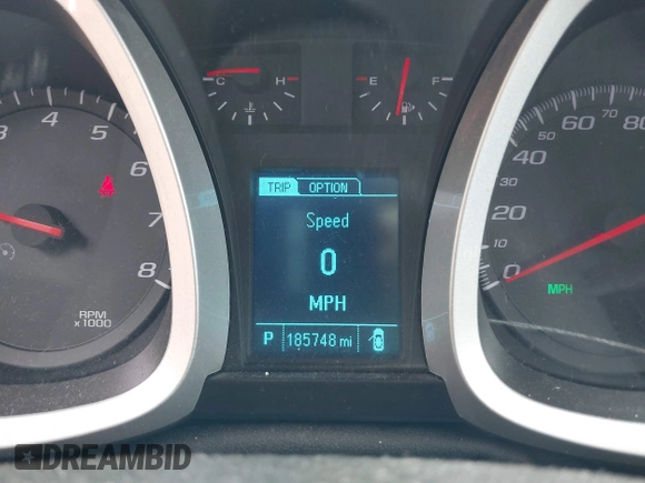 2013 Chevrolet Equinox LS z VIN 2GNALBEK0D6317265, wystawiony jako IAAI lot #42188843 z przebiegiem 185 748 mil mil oraz . Historia ofert i sprzedaży dostępna na DreamBid. Obrazek 7.