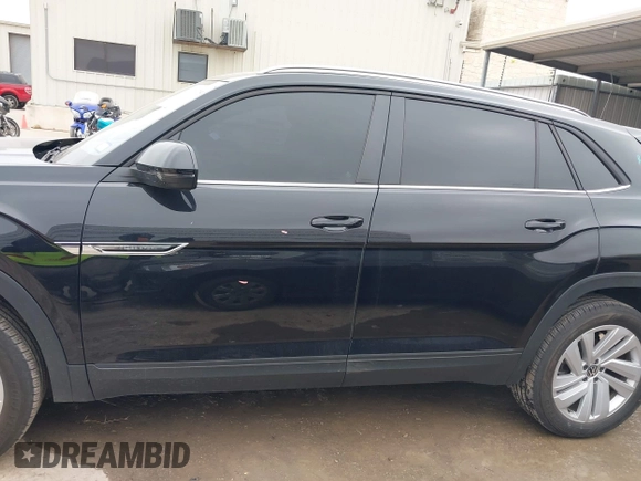 2023 Volkswagen Atlas SE z VIN 1V2KE2CA8PC225834, wystawiony jako IAAI lot #41330975 z przebiegiem 13 629 mil mil oraz . Historia ofert i sprzedaży dostępna na DreamBid. Obrazek 14.