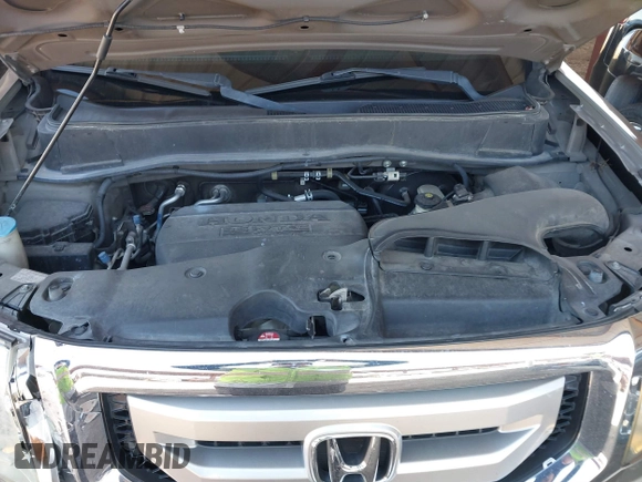 2011 Honda Pilot EX with VIN 5FNYF3H4XBB028225, listed as a IAAI auction lot 41873192 with 155,556 mi miles and . Bid and sale history available at carsss.com. Image 10.
