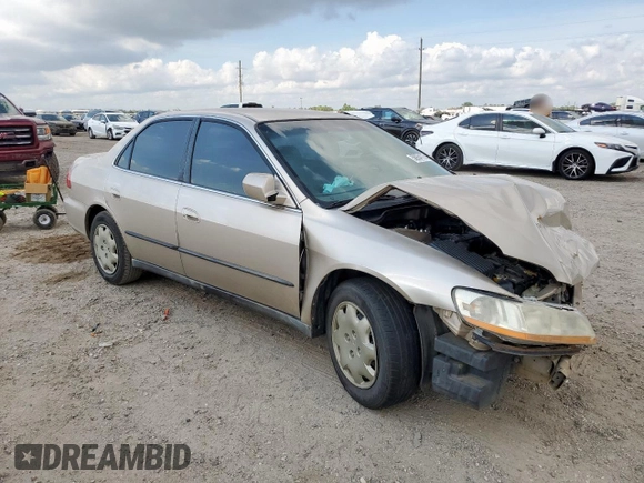 2000 Honda Accord LX z VIN 1HGCG5640YA035354, wystawiony jako Copart lot #58934115 z przebiegiem 167 536 mil mil oraz Szkoda całkowita • Salvage title. Historia ofert i sprzedaży dostępna na DreamBid. Obrazek 4.
