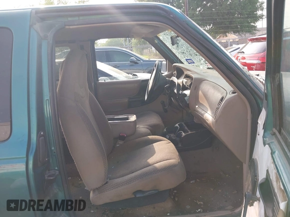 1998 Ford Ranger XL z VIN 1FTYR14U2WPB62529, wystawiony jako IAAI lot #41919612 z przebiegiem 272 097 mil mil oraz . Historia ofert i sprzedaży dostępna na DreamBid. Obrazek 5.