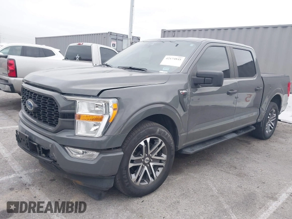 2021 Ford F-150 XL z VIN 1FTEW1CP1MKD41646, wystawiony jako IAAI lot #42174841 z przebiegiem 52 968 mil mil oraz . Historia ofert i sprzedaży dostępna na DreamBid. Obrazek 18.