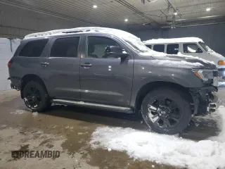 2018 Toyota Sequoia SR5 with VIN 5TDBY5G16JS157043, listed as a Copart auction lot 44807395 with 109,526 mi miles and Salvage Title. Bid and sale history available at carsss.com. Image 4.