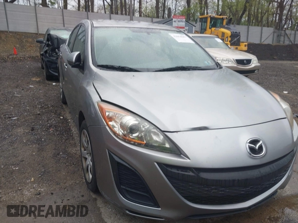 2011 Mazda Mazda3 i Sport with VIN JM1BL1UG0B1401901, listed as a IAAI auction lot 42058681 with 147,060 mi miles. Bid and sale history available at carsss.com. Image 12.