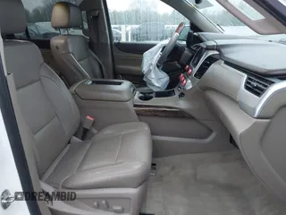 2015 GMC Yukon XL SLT with VIN 1GKS1HKC7FR223513, listed as a IAAI auction lot 40822575 with 128,239 mi miles. Bid and sale history available at carsss.com. Image 5.
