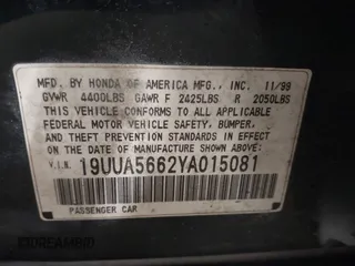 2000 Acura TL with VIN 19UUA5662YA015081, listed as a IAAI auction lot 41639430 with 133,577 mi miles. Bid and sale history available at carsss.com. Image 9.