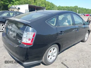 2005 Toyota Prius z VIN JTDKB20U953001557, wystawiony jako IAAI lot #42409183 z przebiegiem 179 292 mil mil oraz . Historia ofert i sprzedaży dostępna na DreamBid. Obrazek 4.