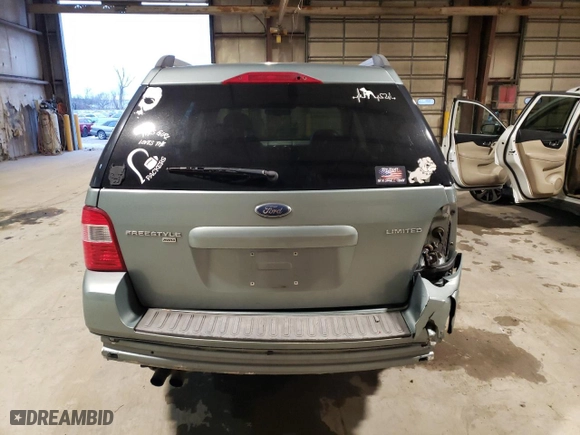 2005 Ford Freestyle Limited with VIN 1FMDK06125GA15962, listed as a Copart auction lot 46181285 with 192,000 mi miles and Non Repairable. Bid and sale history available at carsss.com. Image 6.
