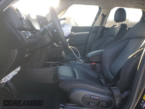 2023 MINI Countryman Cooper S with VIN WMZ83BR07P3P82007, listed as a Copart auction lot 88373725 with 22,099 mi miles and Salvage title. Bid and sale history available at DreamBid. Image 7.