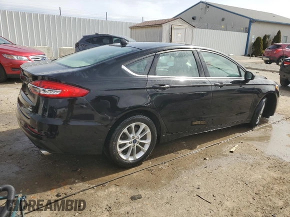 2019 Ford Fusion SE with VIN 3FA6P0HD9KR214927, listed as a Copart auction lot 48001315 with 50,145 mi miles and Salvage Title. Bid and sale history available at DreamBid. Image 3.
