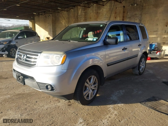 2015 Honda Pilot LX with VIN 5FNYF4H2XFB013573, listed as a IAAI auction lot 41601289 with 103,234 mi miles. Bid and sale history available at carsss.com. Image 18.