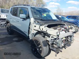 2017 Jeep Renegade Latitude z VIN ZACCJBBB0HPG30353, wystawiony jako IAAI lot #41901430 z przebiegiem 80 818 mil mil oraz . Historia ofert i sprzedaży dostępna na DreamBid. Obrazek 1.