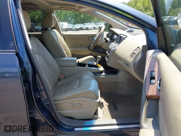 2014 Nissan Murano SL z VIN JN8AZ1MW5EW507368, wystawiony jako IAAI lot #42403046 z przebiegiem 102 729 mil mil oraz . Historia ofert i sprzedaży dostępna na DreamBid. Obrazek 5.