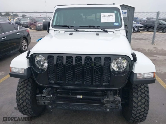 2021 Jeep Gladiator Willys with VIN 1C6HJTAG1ML575474, listed as a IAAI auction lot 41439898 with 44,335 mi miles. Bid and sale history available at carsss.com. Image 13.