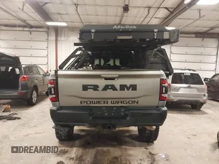 2020 Ram 2500 Power Wagon with VIN 3C6TR5EJ9LG163156, listed as a IAAI auction lot 40783332 with 27,950 mi miles. Bid and sale history available at carsss.com. Image 17.