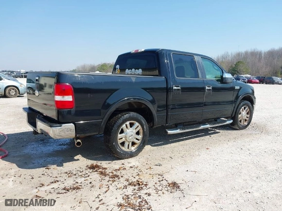 2008 Ford F-150 XLT with VIN 1FTPW12V68FB66012, listed as a IAAI auction lot 41790155 with 206,549 mi miles. Bid and sale history available at carsss.com. Image 4.