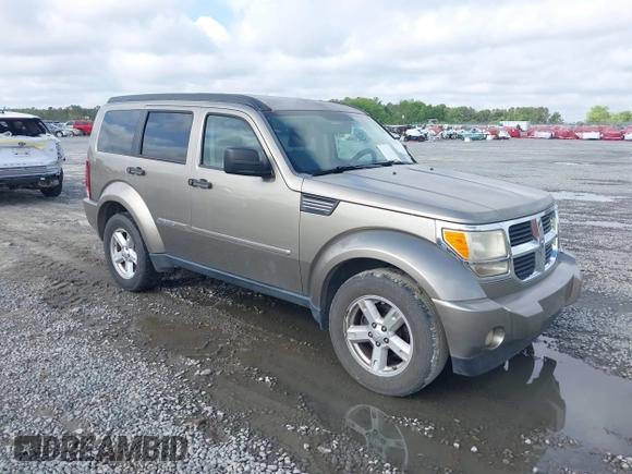 2007 Dodge Nitro SLT z VIN 1D8GT58KX7W689384, wystawiony jako IAAI lot #42139632 z przebiegiem 242 166 mil mil oraz . Historia ofert i sprzedaży dostępna na DreamBid. Obrazek 1.