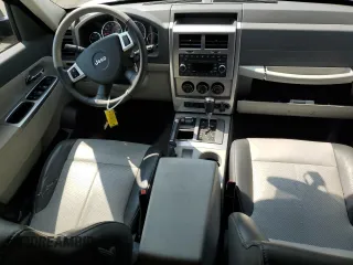 2008 Jeep Liberty Limited with VIN 1J8GN58K78W172689, listed as a Copart auction lot 62203645 with 96,355 mi miles and Clean title. Bid and sale history available at DreamBid. Image 8.