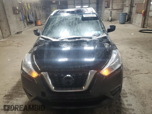 2019 Nissan Kicks S with VIN 3N1CP5CU0KL547685, listed as a Copart auction lot 44407245 with 100,673 mi miles and Salvage Title. Bid and sale history available at carsss.com. Image 5.
