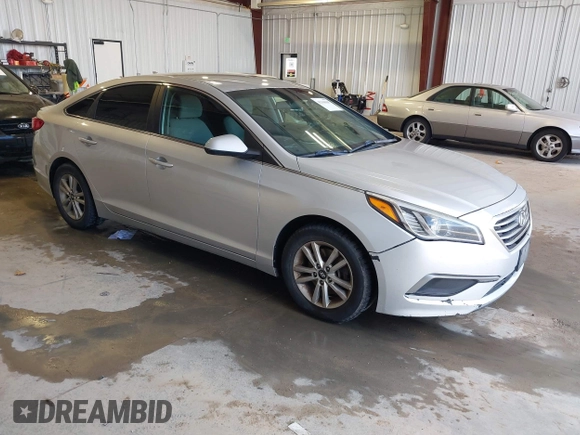 2017 Hyundai Sonata SE with VIN 5NPE24AFXHH585226, listed as a IAAI auction lot 42144165 with 191,037 mi miles and . Bid and sale history available at DreamBid. Image 1.