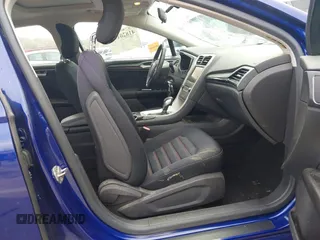 2014 Ford Fusion SE with VIN 1FA6P0HD2E5358620, listed as a IAAI auction lot 41820176 with 59,616 mi miles. Bid and sale history available at carsss.com. Image 5.