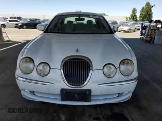 2000 Jaguar S-Type V8 z VIN SAJDA01D7YGL39410, wystawiony jako Copart lot #56814185 z przebiegiem 47 861 mil mil oraz Szkody całkowita. Historia ofert i sprzedaży dostępna na DreamBid. Obrazek 5.