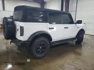 2023 Ford Bronco z VIN 1FMEE5DP9PLC00732, wystawiony jako Copart lot #60123165 z przebiegiem 10 672 mil mil oraz Szkoda całkowita • Salvage title. Historia ofert i sprzedaży dostępna na DreamBid. Obrazek 3.
