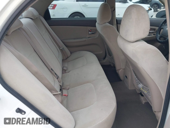 2009 Kia Spectra EX z VIN KNAFE221795589378, wystawiony jako IAAI lot #42202737 z przebiegiem 181 424 mil mil oraz . Historia ofert i sprzedaży dostępna na DreamBid. Obrazek 8.