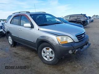 2008 Kia Sorento EX z VIN KNDJD736585840128, wystawiony jako IAAI lot #42231250 z przebiegiem 63 576 mil mil oraz . Historia ofert i sprzedaży dostępna na DreamBid. Obrazek 1.