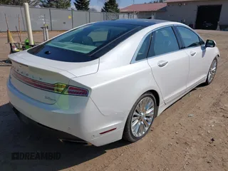 2013 Lincoln MKZ z VIN 3LN6L2G9XDR823893, wystawiony jako IAAI lot #42003836 z przebiegiem 170 937 mil mil oraz . Historia ofert i sprzedaży dostępna na DreamBid. Obrazek 4.