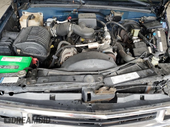 1998 Chevrolet Silverado 1500 with VIN 1GCEK19R1WE147639, listed as a Copart auction lot 55792545 with 193,501 mi miles and Salvage Title. Bid and sale history available at DreamBid. Image 11.