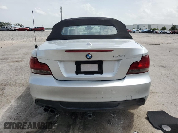2008 BMW 1 Series 135i z VIN WBAUN93598VF54733, wystawiony jako Copart lot #59838075 z przebiegiem 169 177 mil mil oraz Szkoda całkowita • Salvage title. Historia ofert i sprzedaży dostępna na DreamBid. Obrazek 6.