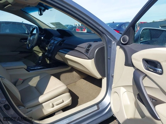 2013 Acura RDX Tech Pkg with VIN 5J8TB3H55DL017066, listed as a IAAI auction lot 41639535 with 170,523 mi miles. Bid and sale history available at carsss.com. Image 5.