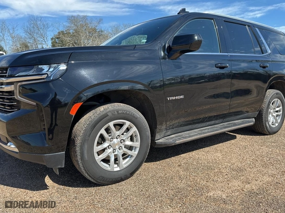 2023 Chevrolet Tahoe LT with VIN 1GNSKNKD6PR349127, listed as a Copart auction lot 47049155 with 31,552 mi miles and Clean Title. Bid and sale history available at carsss.com. Image 2.