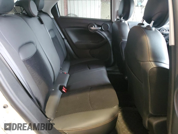2019 FIAT 500X Urbana Edition z VIN ZFBNFYB10KP796108, wystawiony jako Copart lot #59664125 z przebiegiem 38 435 mil mil oraz Szkoda całkowita • Salvage title. Historia ofert i sprzedaży dostępna na DreamBid. Obrazek 11.