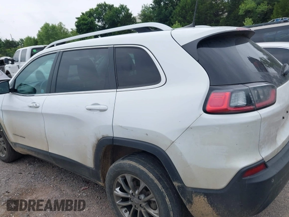 2021 Jeep Cherokee Altitude with VIN 1C4PJLLB8MD103661, listed as a IAAI auction lot 39517776 with 95,292 mi miles. Bid and sale history available at carsss.com. Image 15.