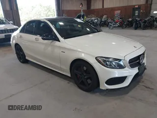 2016 Mercedes-Benz C 450 AMG z VIN 55SWF6EB7GU132348, wystawiony jako IAAI lot #42579809 z przebiegiem 180 873 mil mil oraz . Historia ofert i sprzedaży dostępna na DreamBid. Obrazek 1.
