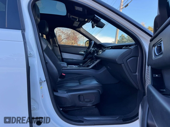 2018 Land Rover Range Rover Velar R-Dynamic SE z VIN SALYL2RN8JA760489, wystawiony jako Copart lot #87446914 z przebiegiem 117 641 mil mil oraz Czysty tytuł • Clean title. Historia ofert i sprzedaży dostępna na DreamBid. Obrazek 5.
