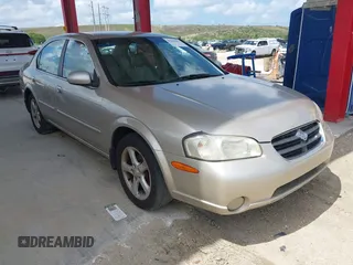 2001 Nissan Maxima GXE z VIN JN1CA31D61T622506, wystawiony jako IAAI lot #42344837 z przebiegiem 128 764 mil mil oraz . Historia ofert i sprzedaży dostępna na DreamBid. Obrazek 1.